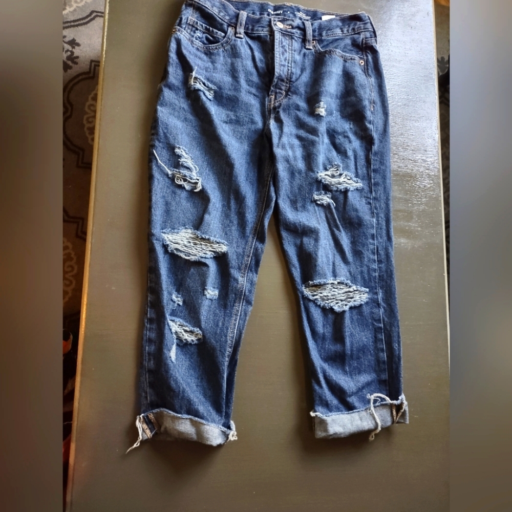 Never Worn Old Navy Slouchy Straight Jeans